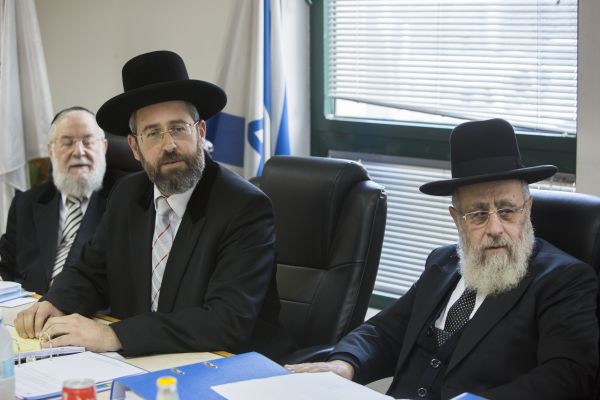 הרבנות אומרת לא לפשרות: "השבת איננה עומדת למקח וממכר"