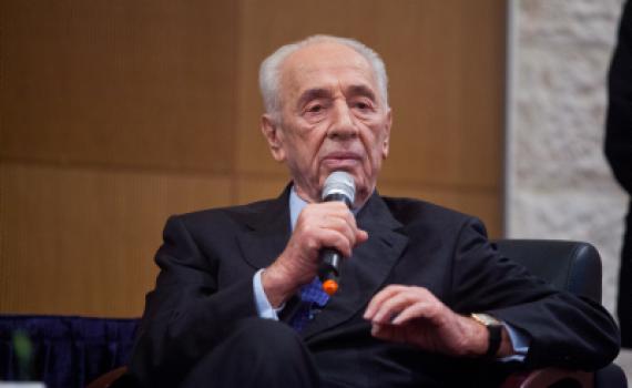 בגיל 35: נכדו של שמעון פרס הלך לעולמו