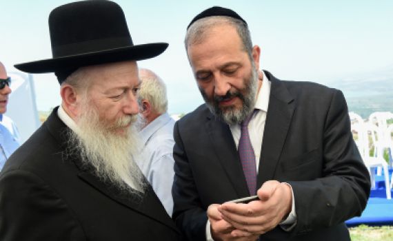 במקום כץ ונתניהו: החרדים מצאו אשם בחילולי השבת