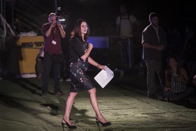 בגלל שיר: מירי רגב נטשה את האולם באמצע הטקס