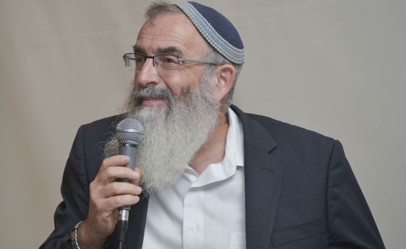 רבני צהר: מותר להזין בכפייה מחבל שובת רעב