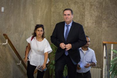 זעזוע בקואליציה: 'סיכוי גבוה שנתניהו יפטר את כץ'