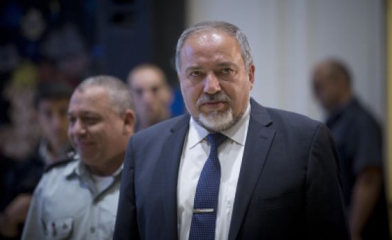 "אעמוד לצידו גם אם יתברר שהוא טעה"