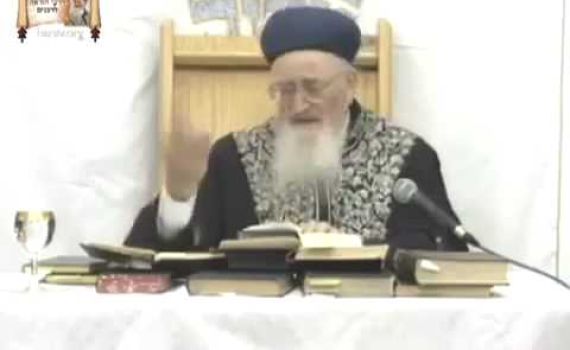 הרב מרדכי אליהו בפירוש נפלא ל'אבינו מלכנו'