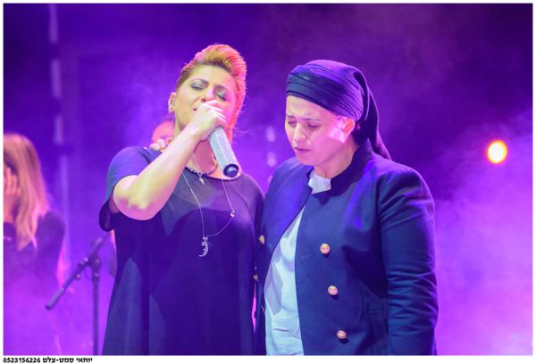 צפו: שרית חדד מקפיצה את מערת המכפלה