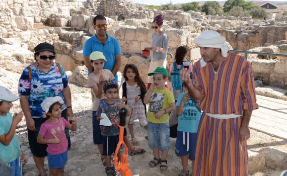 אלפי מטיילים התחברו לשורשים בחבל יתיר