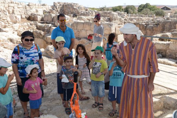 אלפי מטיילים התחברו לשורשים בחבל יתיר