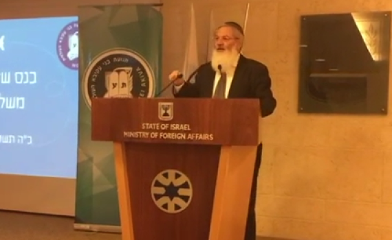 הרב אלי בן דהן מסמן את היעד הבא; צפו