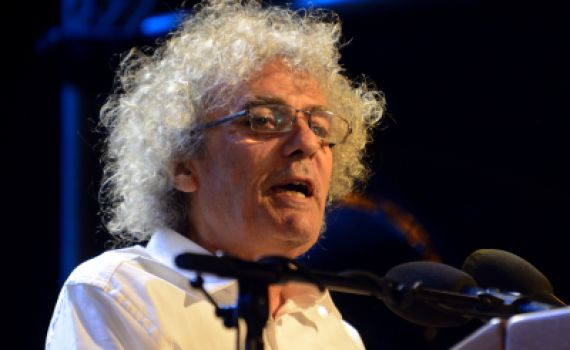 עימות בשידור חי: "אתה משקר"; האזינו