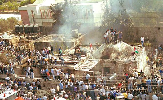 דרמה לילית בשכם: אסון גדול נמנע בקבר יוסף