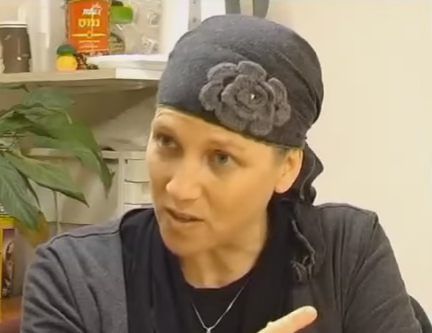 לפמיניסטיות יש הרבה "זכויות" בפגיעה במשפחה