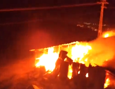 עשרה בתים נשרפו בבית מאיר; היישוב פונה