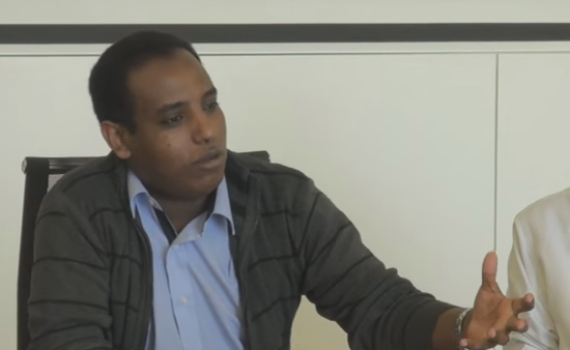 הסטוריה﻿ • לראשונה: ראש מכינה בן העדה האתיופית