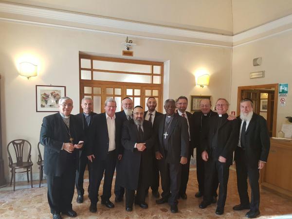 משלחת הרבנות לותיקן: כיצד ניתן לקדם את השלום