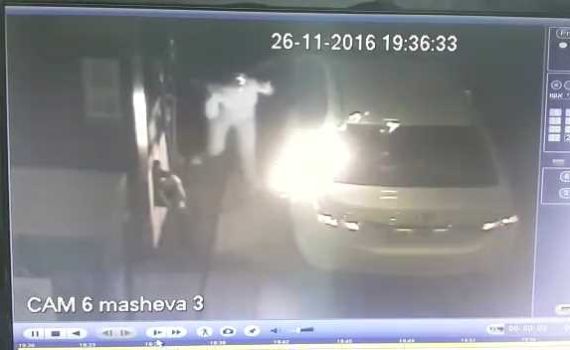 זהירות: החשמל הסטטי הצית את תחנת הדלק