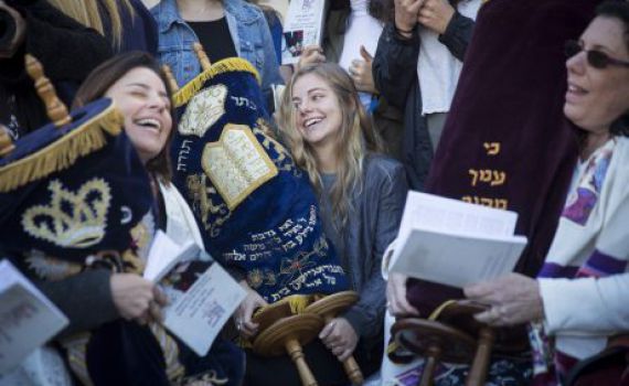 "לפתוח בחקירה פלילית נגד הרפורמים"