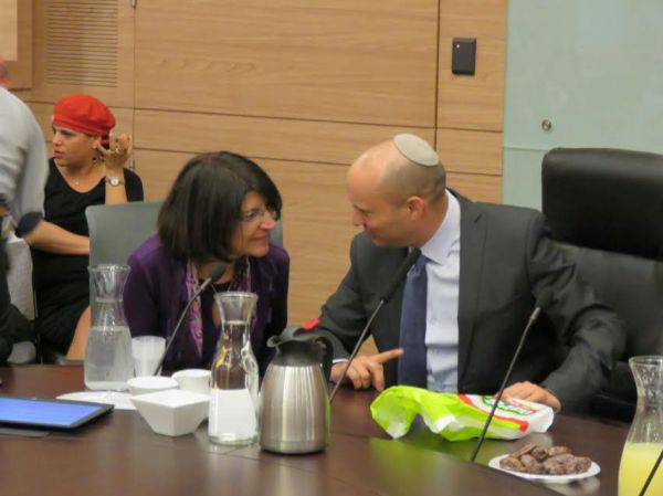 בטקס מרגש: הבית היהודי נפרדה מתמי כנפו