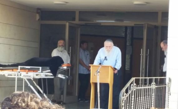 הרב דרוקמן ספד לסב נכדיו: התנהל בצורה טהורה