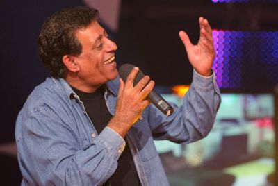 מסתבך: כתב אישום הוגש נגד הזמר שימי תבורי