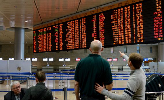 הטיסה שלכם בוטלה או התעכבה? מגיע לכם פיצוי