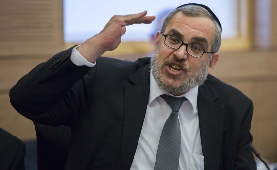 "זה כמו לבוא לעצרת של רבין עם תמונה של יגאל עמיר"