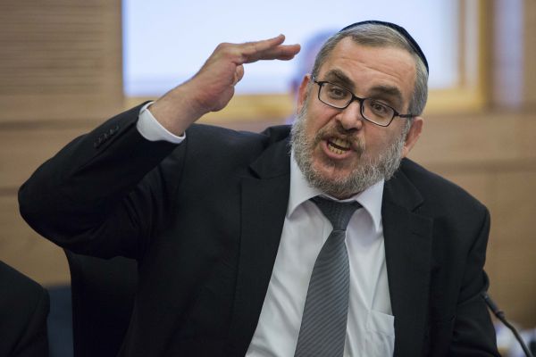 "זה כמו לבוא לעצרת של רבין עם תמונה של יגאל עמיר"