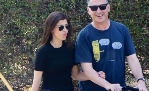 מסר לנתניהו? אשתו של גדעון סער חתמה בתאגיד