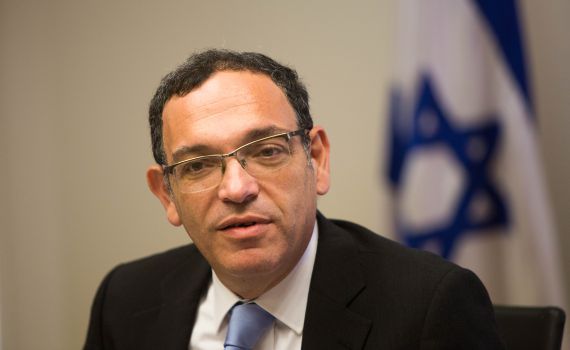 הרב שי פירון במכתב גלוי לדודי אמסלם