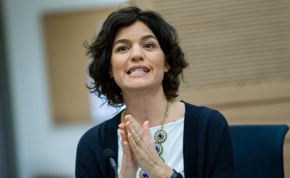 מרצ: "רב לא יכול להחזיק בדעות שוביניסטיות"