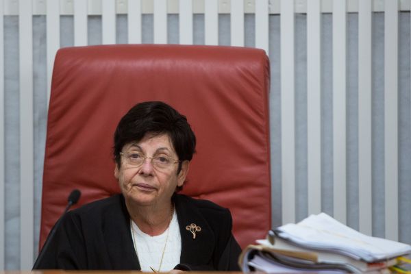 השר לוין: חייבים לשנות את פני מערכת המשפט