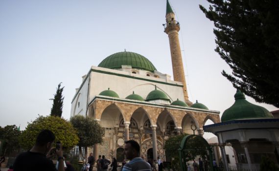 "השריפות- בגלל שניסו לאסור את המואזין"