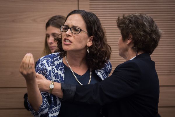 הקורבנות החדשים של ביטן: מועלם ועזריה