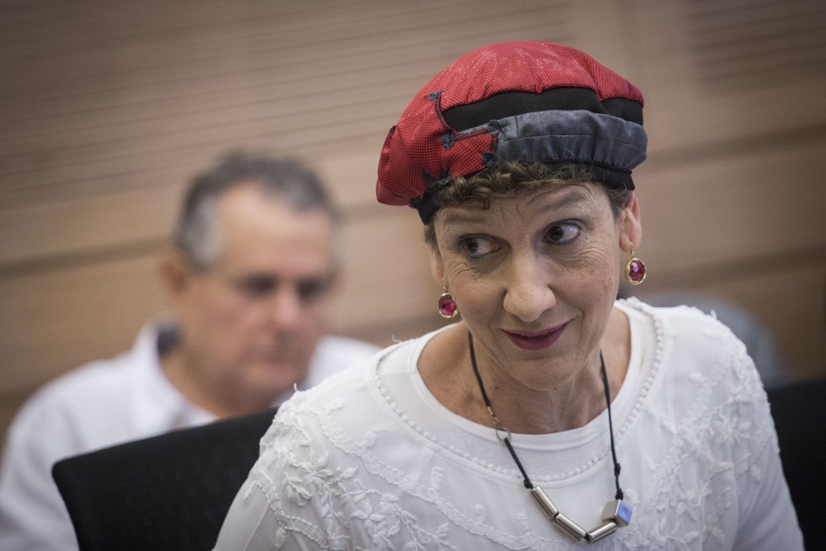 מועלם התקפלה: קוצץ החוק לסינון אתרי תועבה