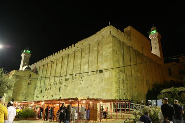 חדש בשבת חברון: סעודות שבת בחינם