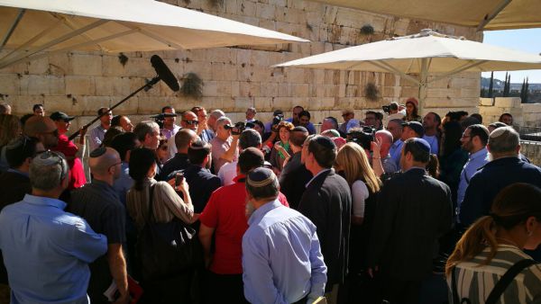 אמסלם מטיל פצצה: לבטל את מתווה הכותל