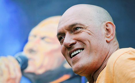 "יוצא מזה": שלומי שבת משתחרר מבית החולים