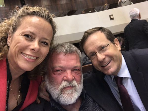 ביטן פישל: האופוזיציה שוב ניצחה בהצבעה