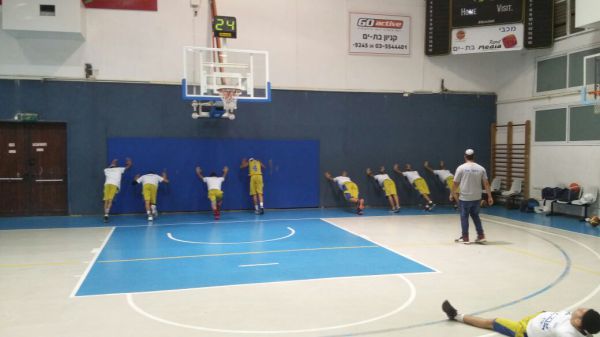 כשקר בחוץ משחקים אש – ליגת הישיבות