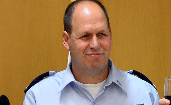ראש אכ"א האחראי על 'פקודת הזקן' פרש מתפקידו