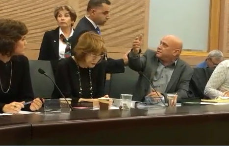 הח"כ השתולל, סלומינסקי זרק אותו מהדיון; צפו