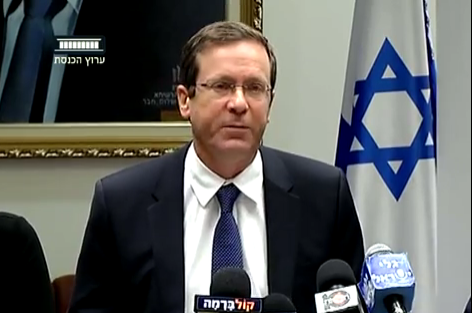 הרצוג: "בנט הוא ראש הממשלה בפועל"; צפו