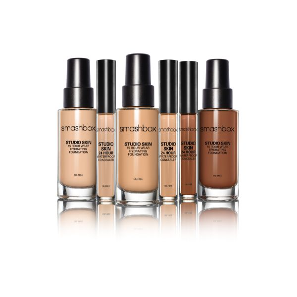 בשלל גוונים מ'סמאשבוקס': מייק-אפ עמיד ל-15 שעות וקונסילר ל-24 שעות