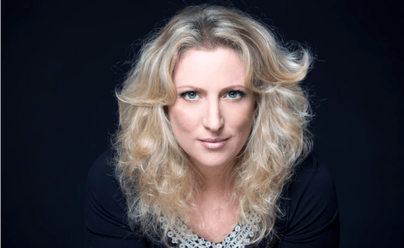 הופעה בגולה: עדי ארד