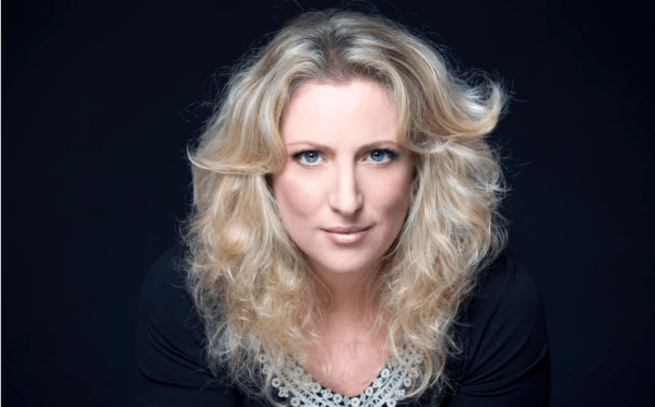 הופעה בגולה: עדי ארד