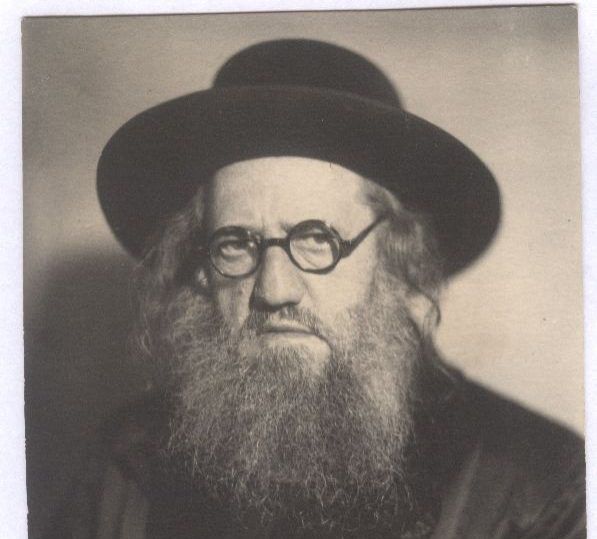 היום בהיסטוריה: יום הזיכרון לרב יעקב משה חרל"פ