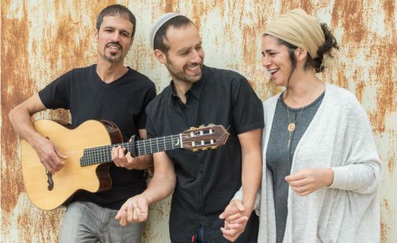 הופעה בגולה: להקת עלמא