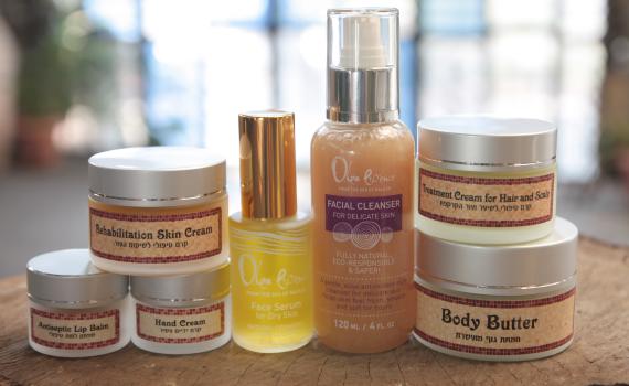 סדרת טיפוח טבעית להזנת הגוף בחורף – מבוססת על פרי הזית