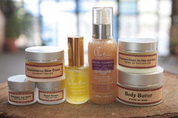 סדרת טיפוח טבעית להזנת הגוף בחורף – מבוססת על פרי הזית