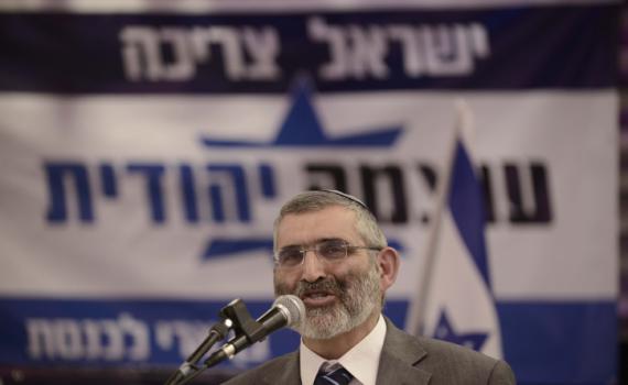 'זה לא הדגל שלי': האזינו לעימות בין גדעון לוי לבן ארי