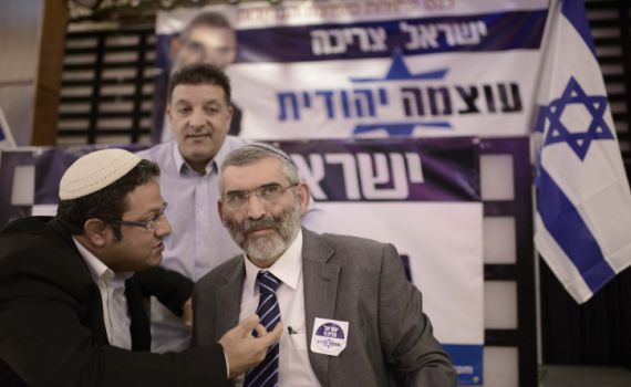 "לאיזה רבנים שומעים אנשי תקומה, לרב בנט?"